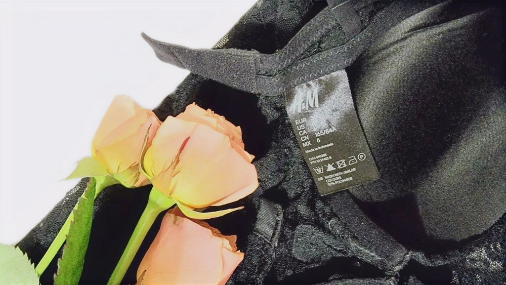 Сексуальный кружевной пеньюар H&M 84 A