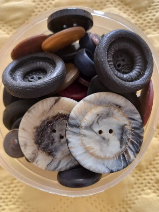 Botões antigos 3 caixas