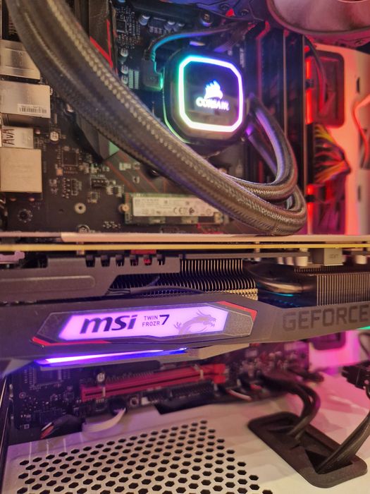 PC Gaming  RTX 2060 + Ryzen 7 2700X + Water Cooler + 16GB RAM