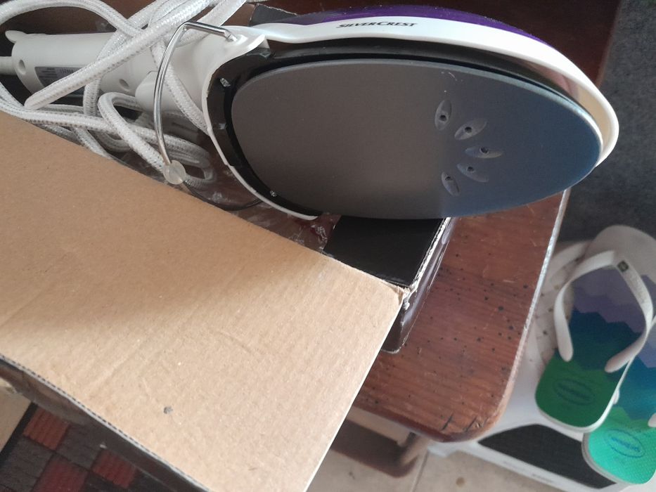 Ferro de engomar portátil