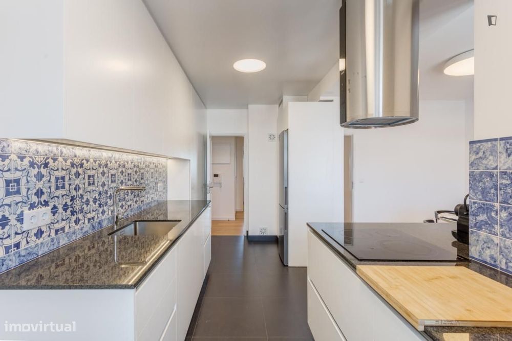 Apartamento com 2 quartos - localizado em Ajuda Lisbon