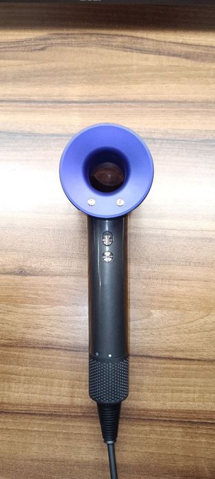 Фен  Dyson Supersonic