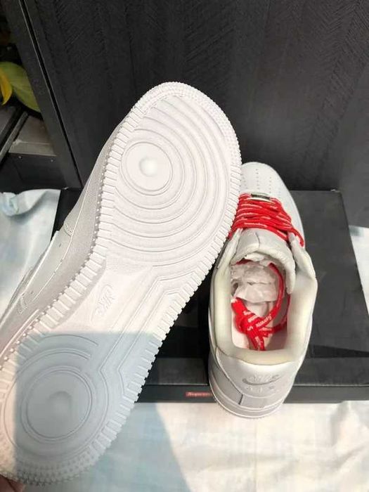 Nike Air Force 1 Low Supreme White R.38