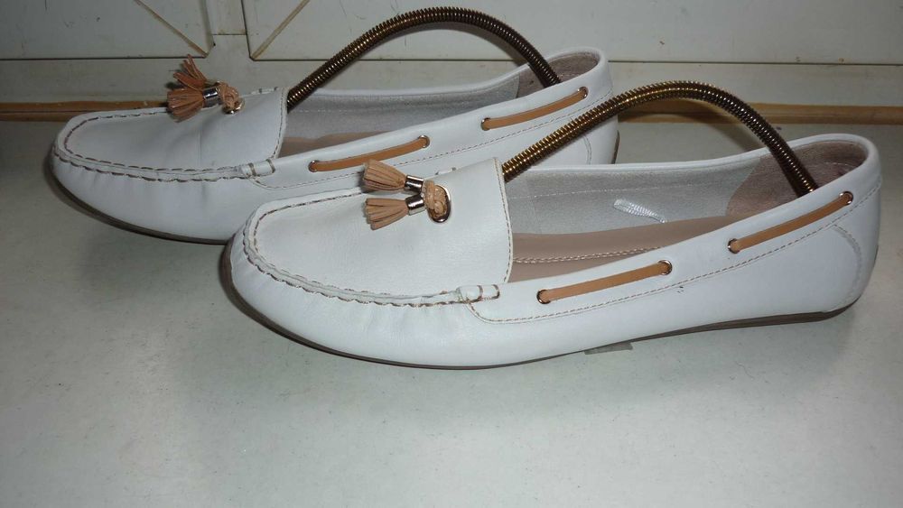 Marks & Spencer- damskie nowe mokasyny skórzane  r; 43 szerokie