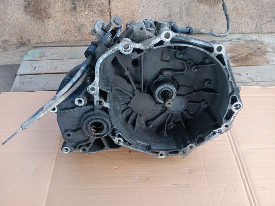 Opel Astra h 3 III skrzynia biegów manualna F23 1.7 Z17DTH