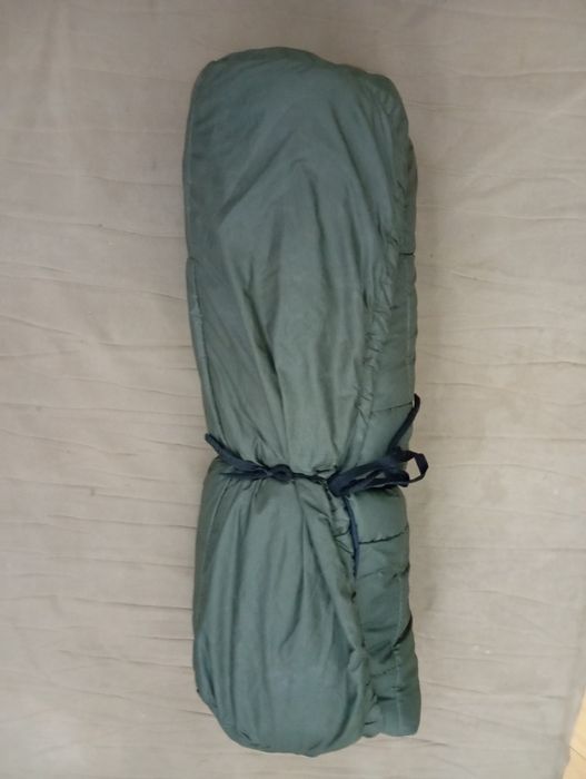 Спальный мешок  вес  кило -двести