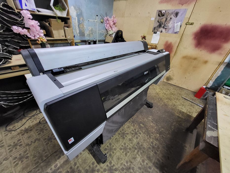 Плотер Epson Р8000