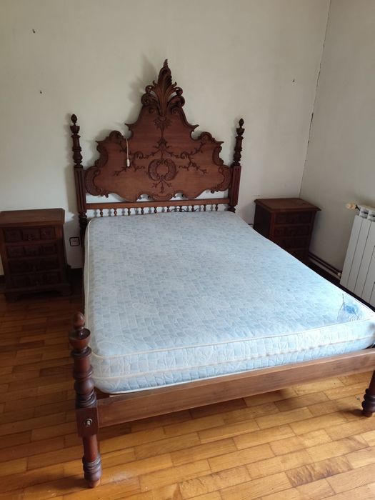 Quarto de casal em madeira