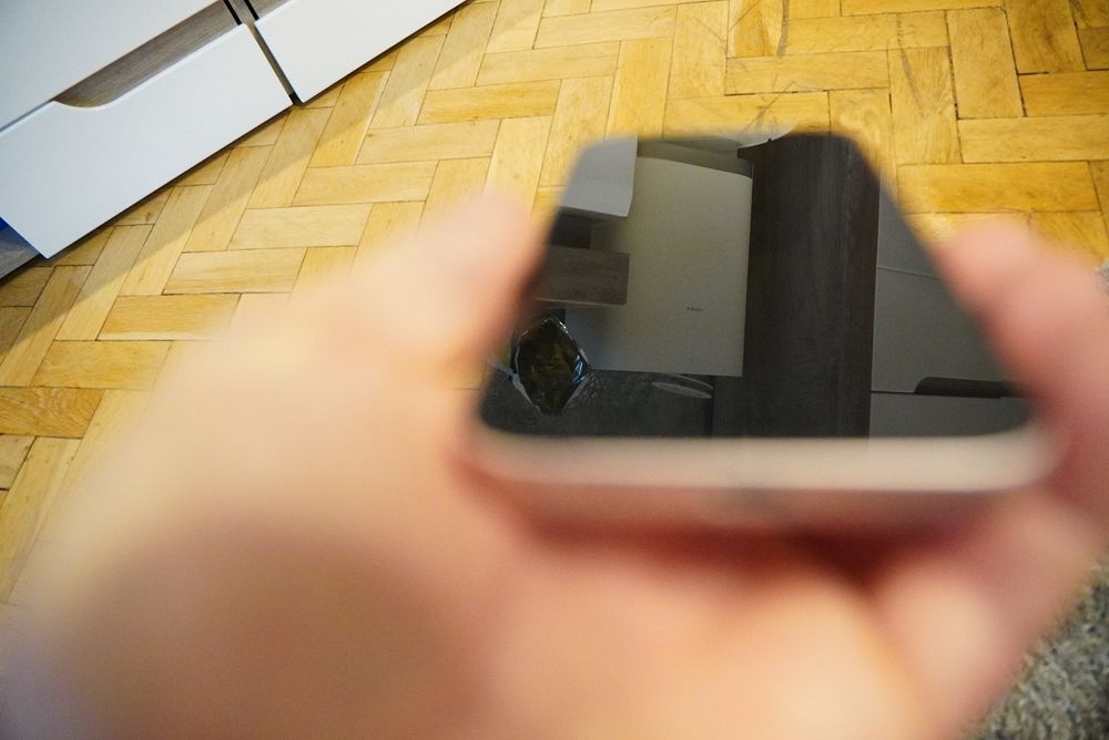 iPhone 15   256gb