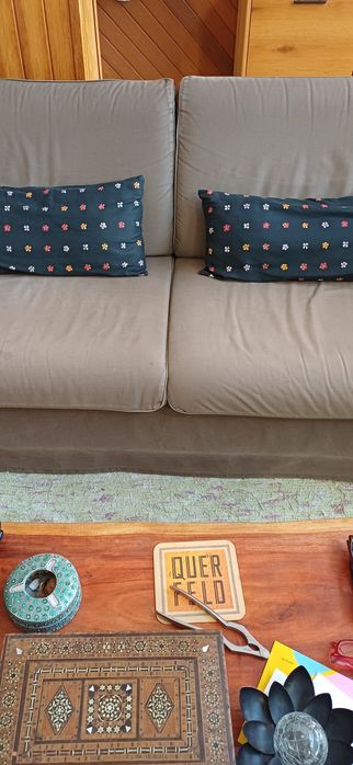 Sofá 2/3 lugares com capas descartáveis