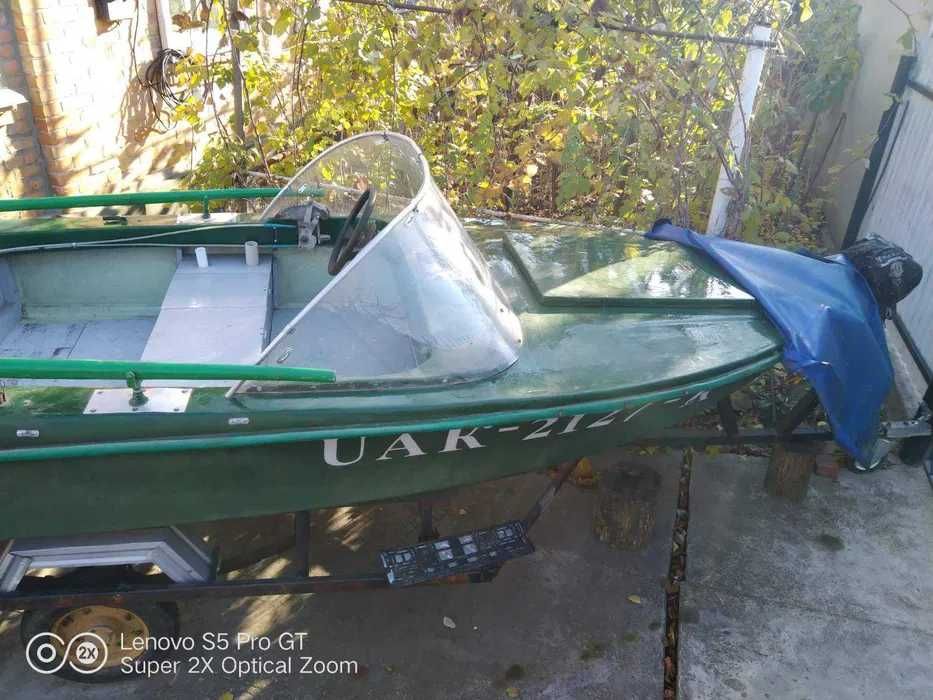 Човен "Нептун-2" (склопластикова) з мотором Tohatsu-6 та лафетом