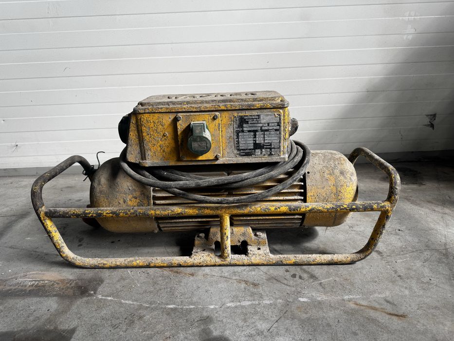 Przetwornica Wacker FU4/200