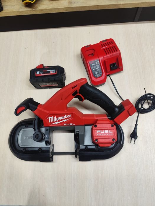 Milwaukee M18 FBS 85 акумуляторна безщіткова стрічкова пила Мілвоке