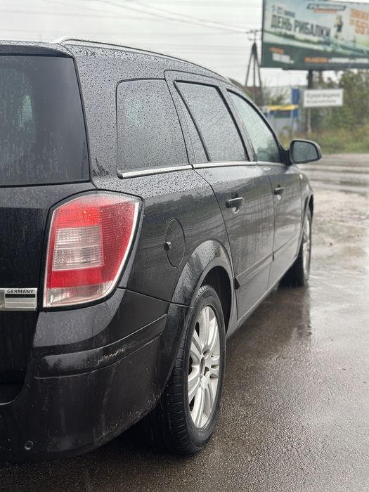Продам Opel Astra h