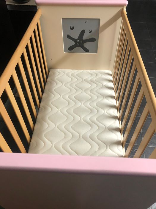 Cama berço de criança