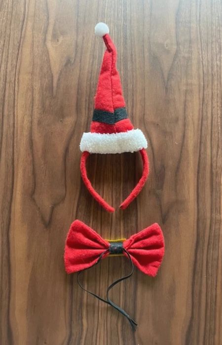 Chapéu e laço de Natal