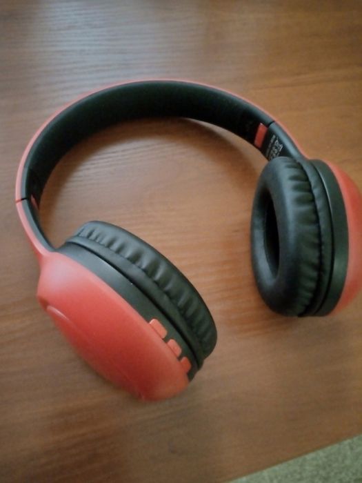 Навушники блютуз