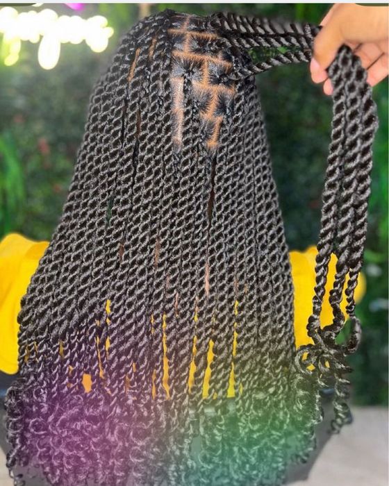 Tranças e aplicação ponto americana