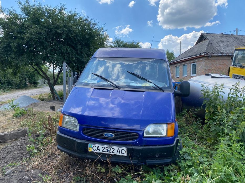 Ford transit дев'ять місць пасажир
