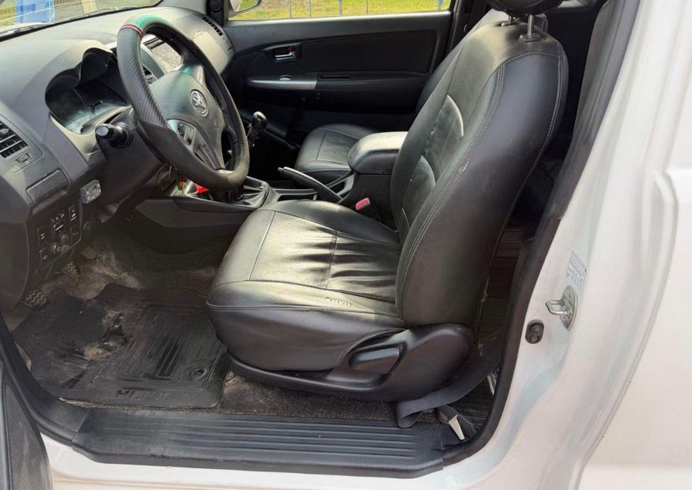 Toyota 2.5 D4D king cab
