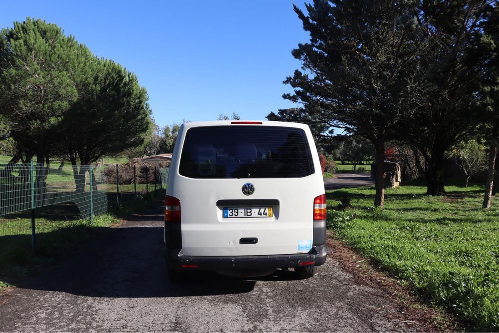 Vendo VW Tranaporter 9 lugares