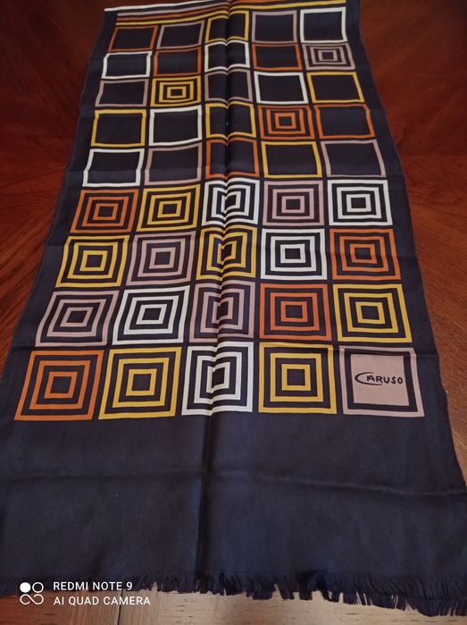 Італія натуральні фірмові жіночі платки дуже давні стан ідеальний