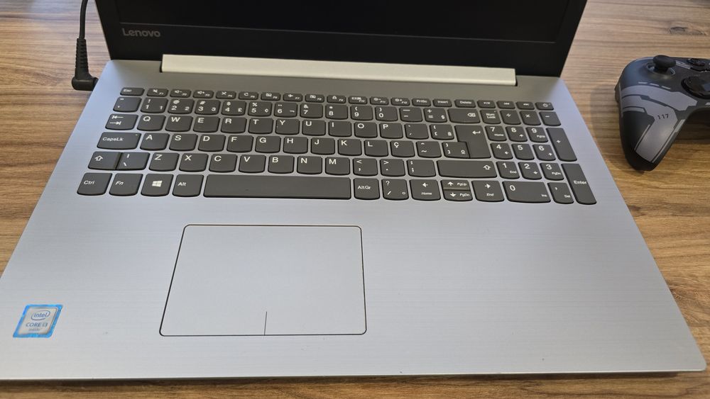 Portátil lenovo i3