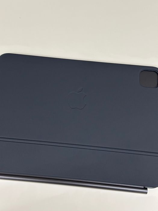 Magic Keyboard iPad Pro 11” M4/5