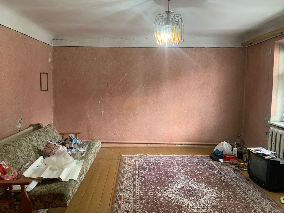 МІ Будинок в самому центрі Чернівців з приватизованою ділянкою 6 соток