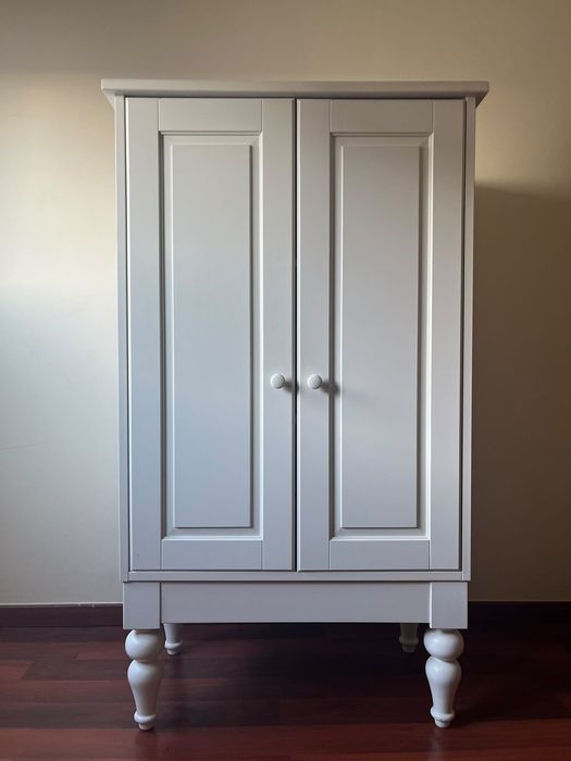 Armário IKEA branco 2 portas – ISALA – modelo descontinuado