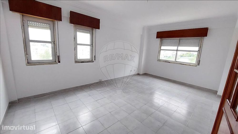 Apartamento T2 para venda — Algueirão-Mem Martins, Lisboa