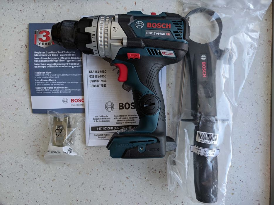 Аккумуляторная дрель-шуруповёрт Bosch GSB 18V-110 C (GSB18V-975C)
