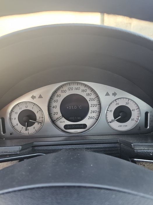 Mercedes E220 CDi  Avantgarde - AVARIA RADIADOR CAIXA Velocidades