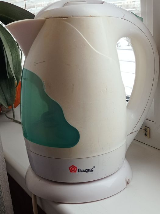 Рабочий чайник Domotec MS-4289A