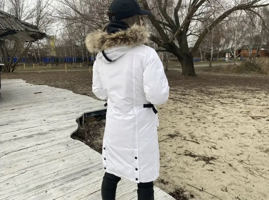 Акція Біла Зимова парка пуховик Канада Гус Canada Goose Кенсінгтон