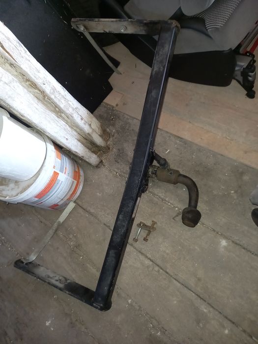 Фаркоп Seat Ibiza