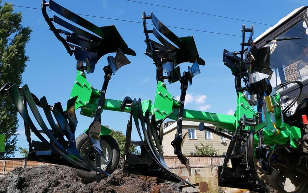 Плуг оборотний ПО-3.35 (Велес Агро) продам