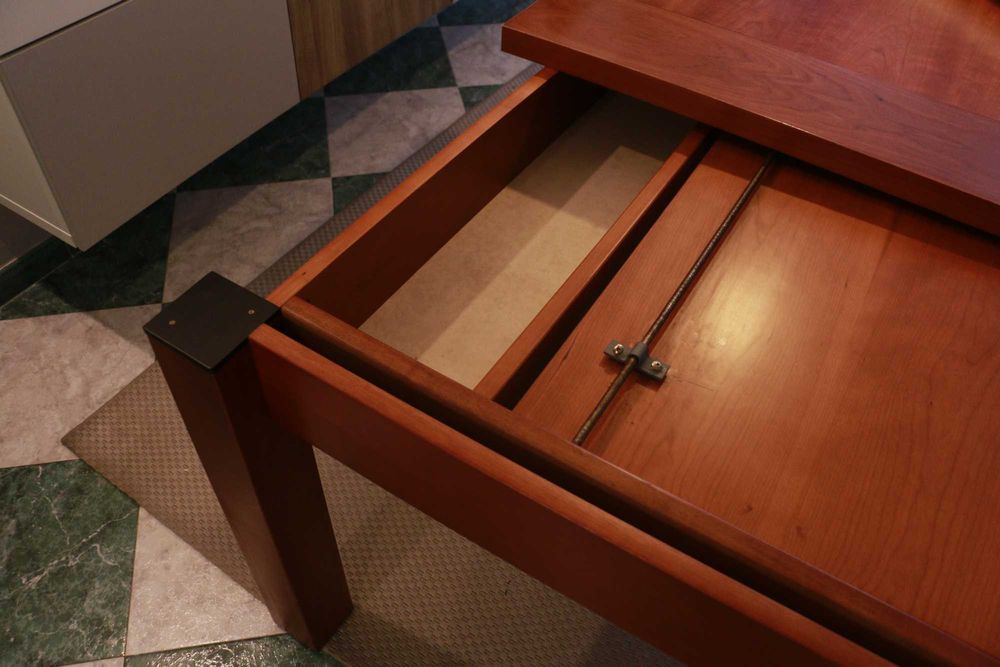 Mesa de Jantar em Cerejeira