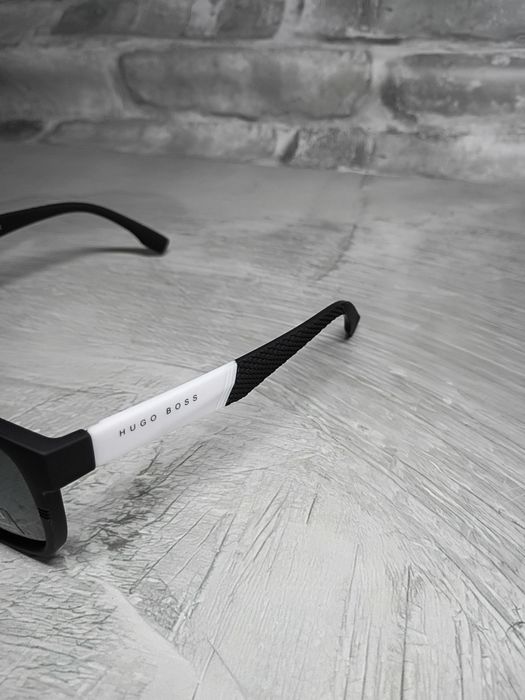Hugo Boss Polarized чоловічі сонцезахисні окуляри 2026