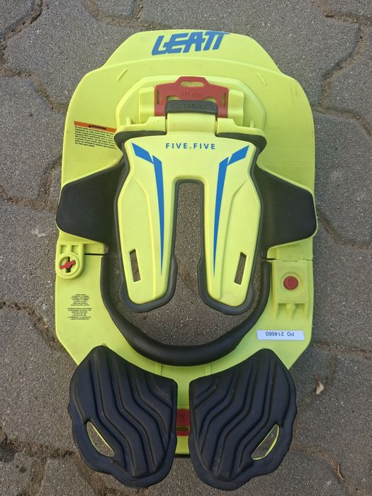 Neck brace leatt  5.5