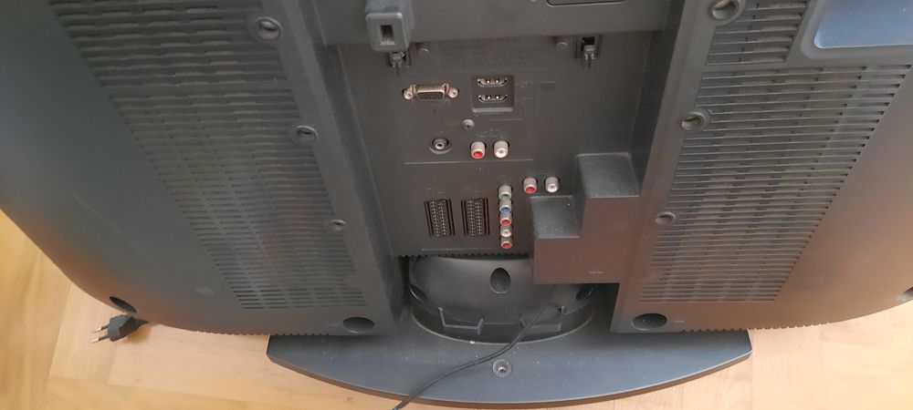 Telewizor Sony Bravia LCD model no. KDL-32U2530