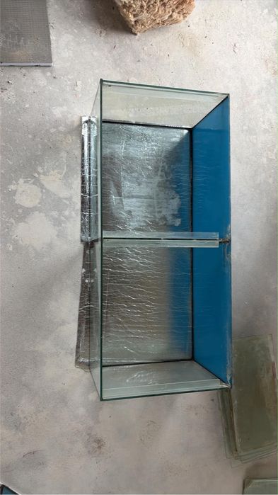Akwarium dzielone / hodowlane