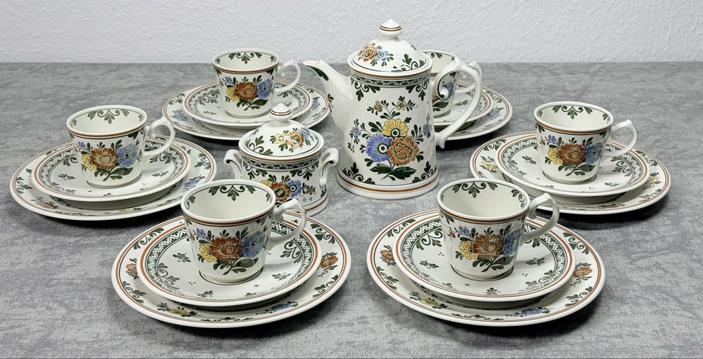 Фарфоровый чайно кофейный сервиз фирмы Villeroy Boch серия Alt Amsterdam Германия