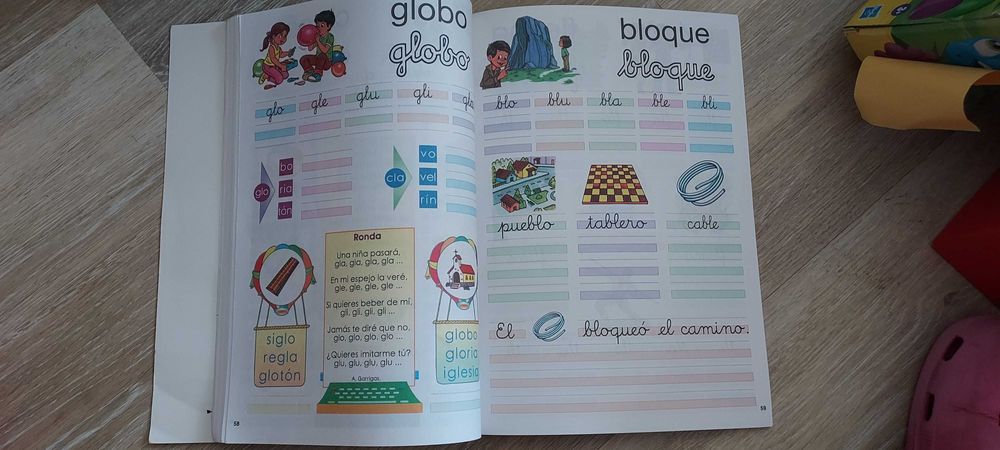 Libro Coquito en Español para enseñar a escribir 1 grado