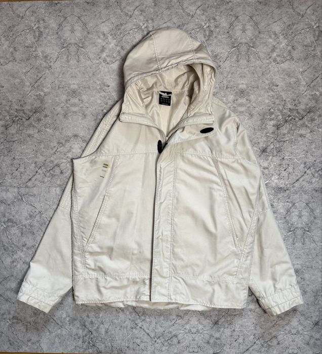 Adidas vintage Y2K white tech jacket
