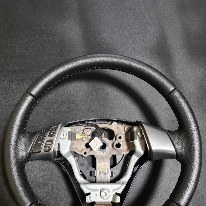Руль після перетяжки Мазда 3 бк на обмін Mazda 3 bk