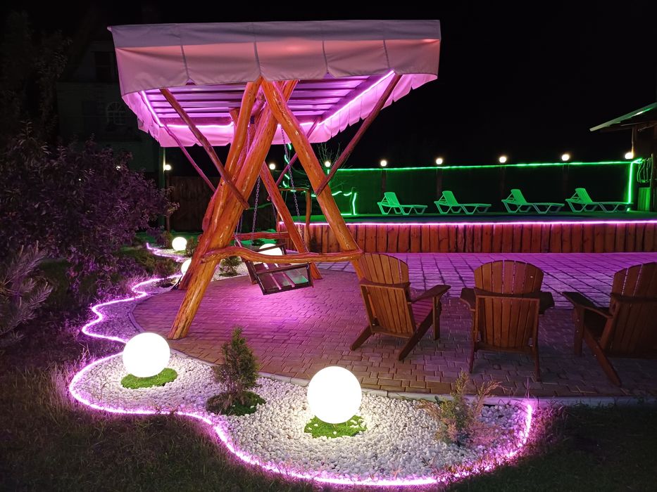 Світло є постійно.  Подобова оренда" БарлігВілла" бассейн баня чан