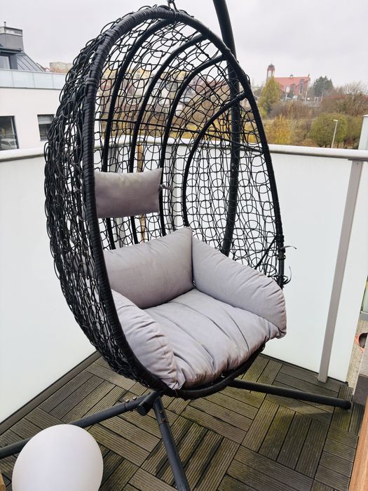 Kokon/hustawka + poduszka gratis, do ogrodu letniego badz zimowego !