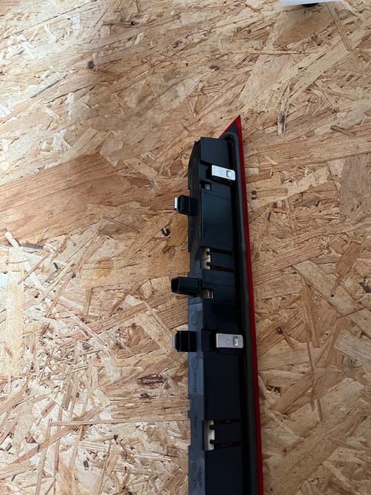 Nowa Lampa stop Transit Ford 2024