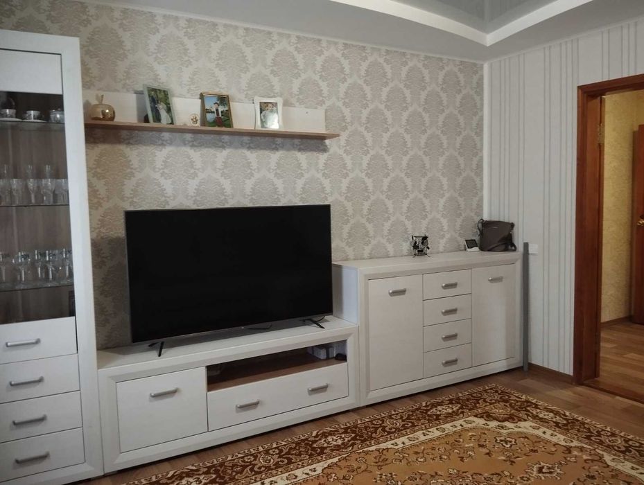 Продам отличный дом на Шуменском, можно на две семьи